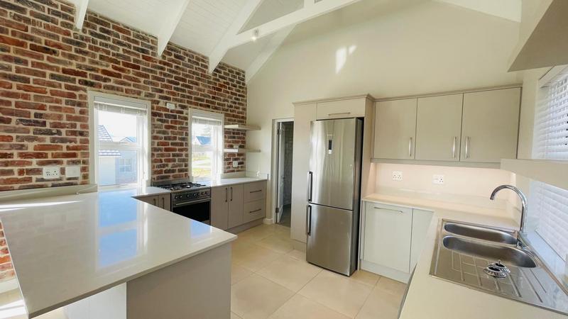 To Let 3 Bedroom Property for Rent in Plettenberg Bay Central Western Cape